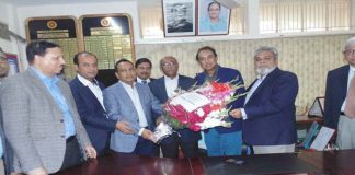 পোল্ট্রি শিল্পের সংকটগুলো নিয়ে আলোচনার আশ্বাস প্রতিমন্ত্রীর