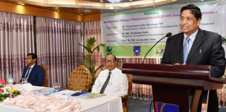 অধিক সার ব্যবহারের অপকারিতা কৃষকের কাছে তুলে ধরতে হবে; কৃষিমন্ত্রী অধিক সার ব্যবহারের অপকারিতা