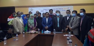 আয় কম ব্যায় বেশির রেশম শিল্পকে এগিয়ে নিতে হবে: পাট ও বস্ত্র মন্ত্রী