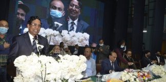 সাধারণ জনগণের হাতেই সকল ক্ষমতা, নেতৃত্ব দেন প্রধানমন্ত্রী