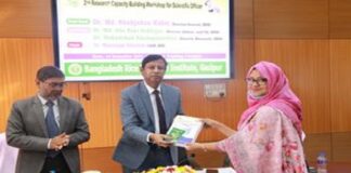 পঞ্চাশ বছরে খাদ্যে স্বয়ংসম্পূর্ণতা আমাদের বড় অর্জন